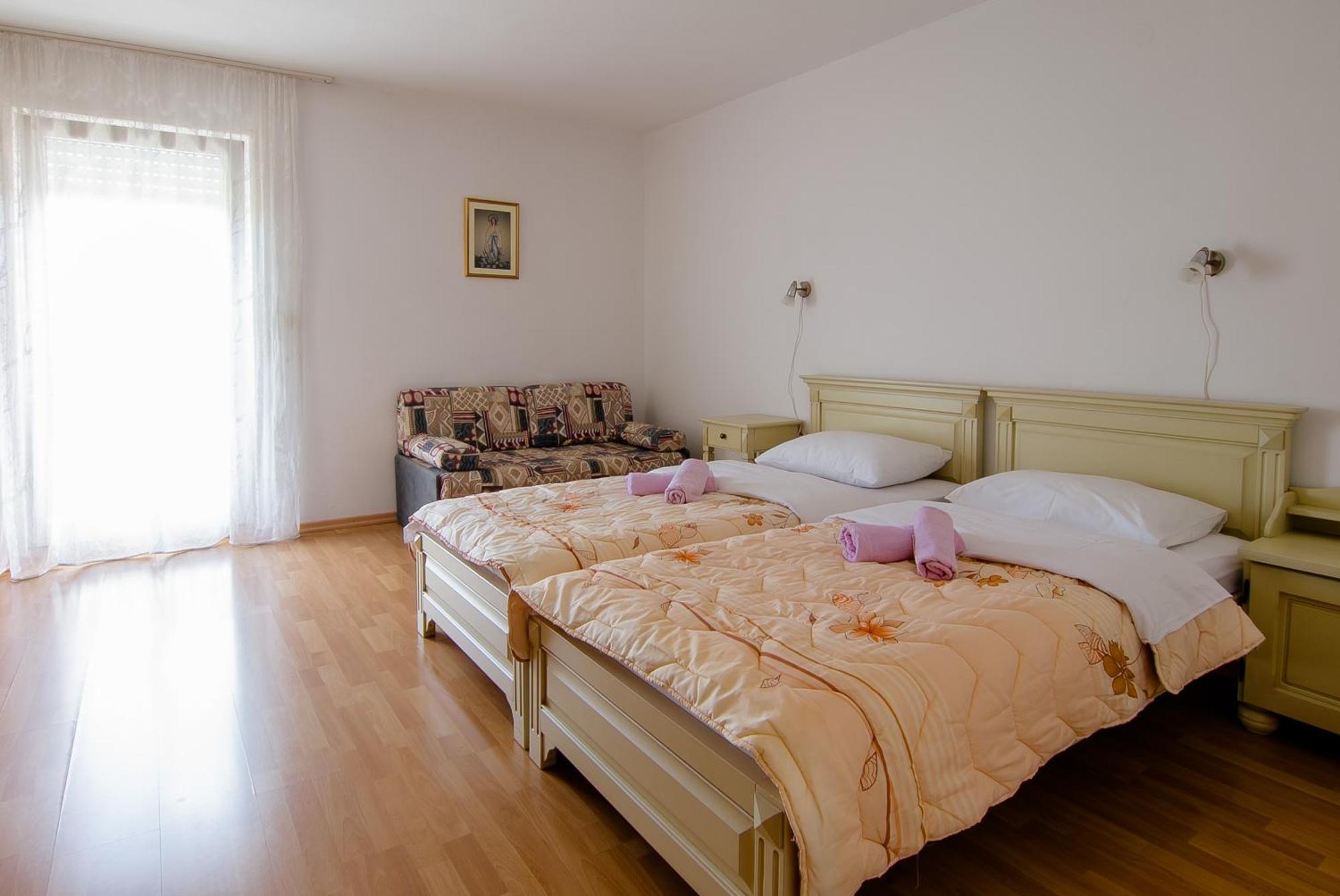 Pension Silvia Medjugorje Ngoại thất bức ảnh